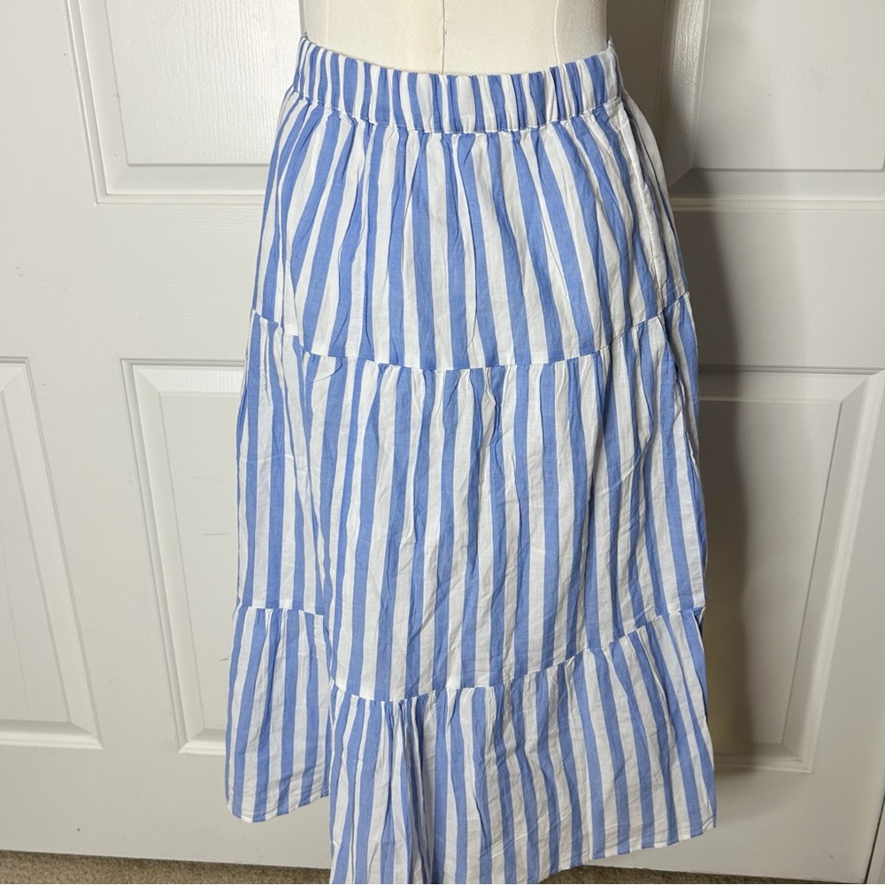 NWT J.Crew Tiered midi skirt (Size small) - Picture 5 of 8